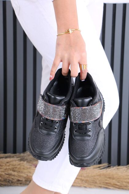 Fabre Black Matte Leather Women's Sneakers