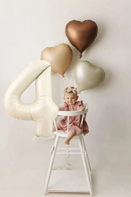 Retro Pastel Party Set for 4Th Birthday - 3 Pieces Retro Heart Balloon and Number Cream Foil Balloon