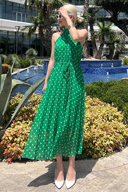 Madmext Green Polka Dot Zero Sleeve Halter Neck Dress Mg2134- Trendyol