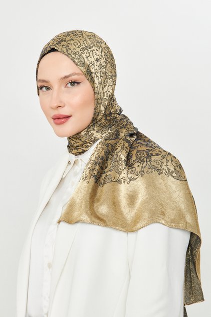 Gi Shine Bohemian Jacquard Shawl - Gold Black