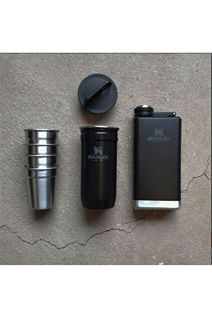 Stanley Adventure Pre-Party Shot Glass + Flask Set Black- Trendyol