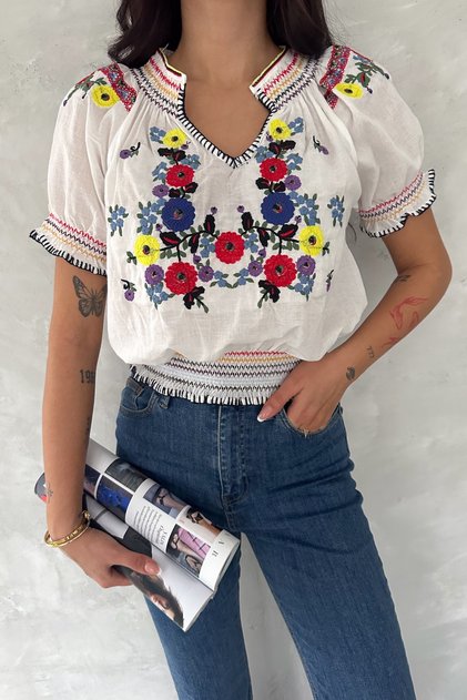 Women's White Floral Embroidery Embroidered Cotton Crop Blouse