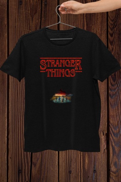 Βαμβακερό μπλουζάκι με στάμπα Stranger Things σε μεγάλο μέγεθος