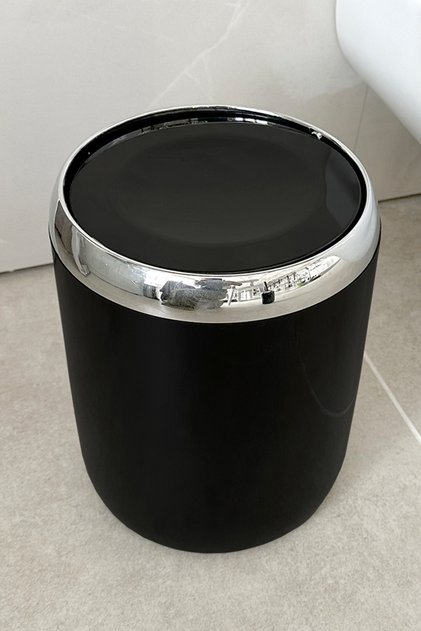 Lima 6 LT Döner Kapaklı Banyo Mutfak Ofis Çöp Kovası - Krom Dekorlu Siyah