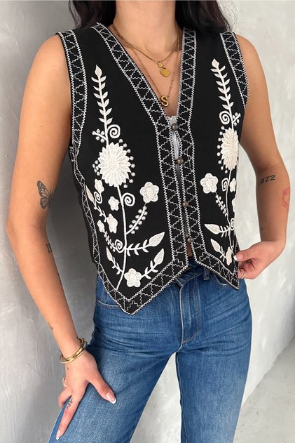 Vestă de damă cu broderie cu nasturi negri