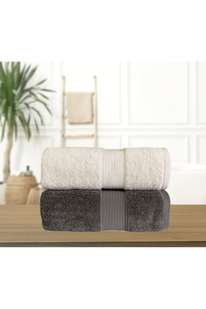 Set of 2 Dot Bordered Towels 55x100cm