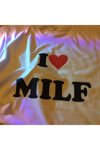 TIMESWASTINGIRL I Love Milf Tshirt - Fiyatı, Yorumları