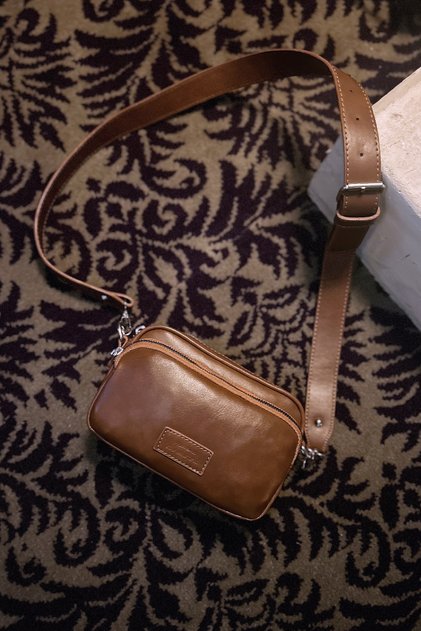 Women's Tan Multi-Pocket Adjustable Crossbody Bag