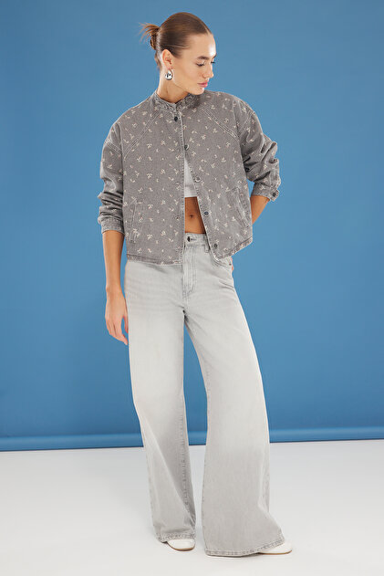 Trendyolmilla Gri Çiçek Desenli Oversize Denim Bomber Ceket