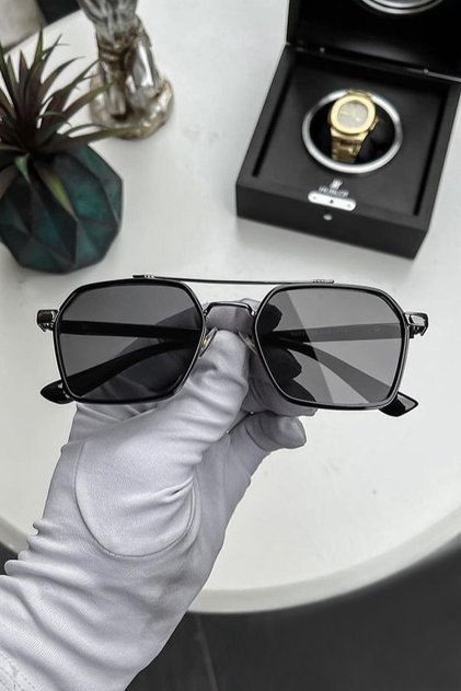 Unisex Black Sunglasses