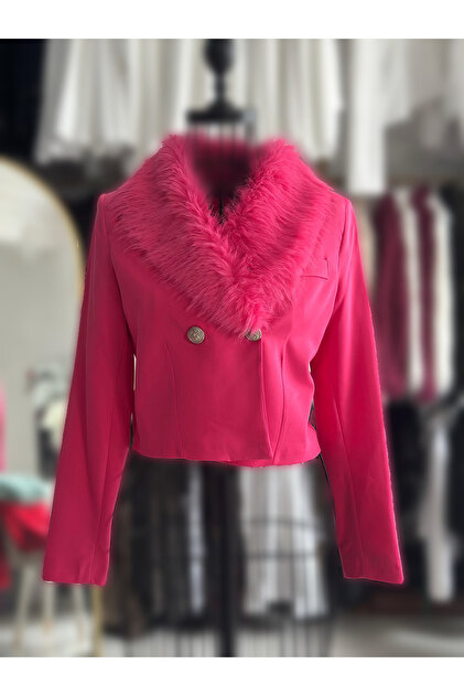 Yakası Kürklü Crop Blazer Ceket
