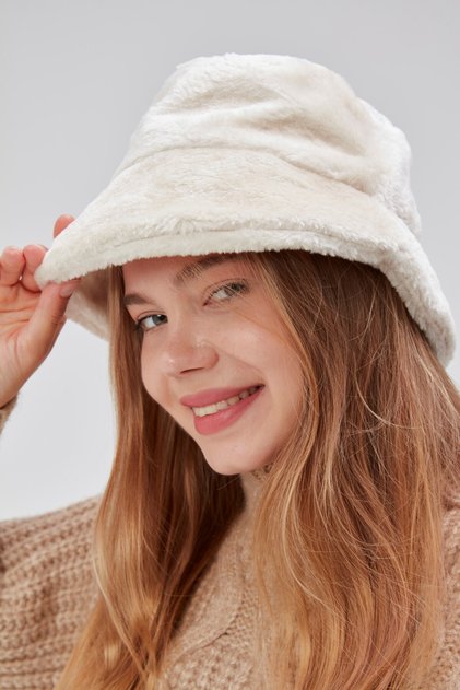 Plush Bucket Women's Fisherman Hat Soft and Fluffy Women's Hat Ecru