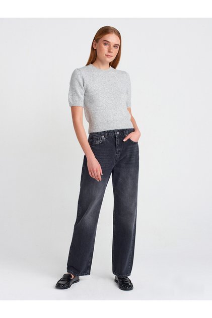 71773 New Cut Mom Pants-Black