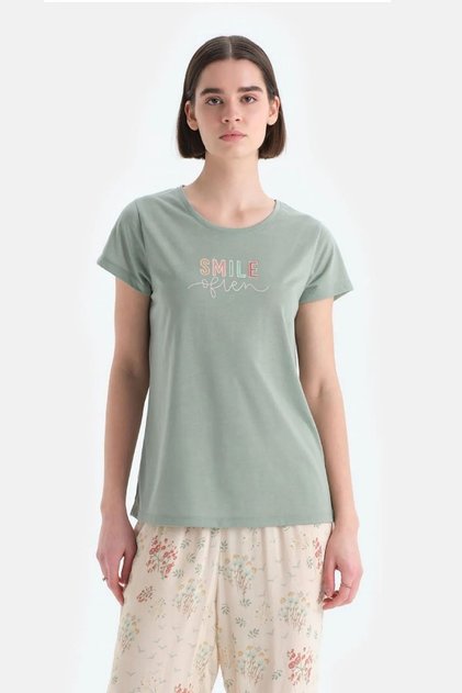 33554 Women's Green Half Sleeve Pajamas Set