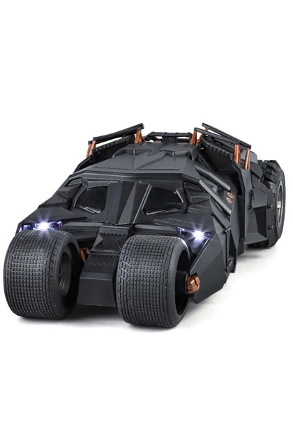 نموذج سيارة Batmobile بمقياس 1:18 باللون الأسود من The Dark Knight Trilogy
