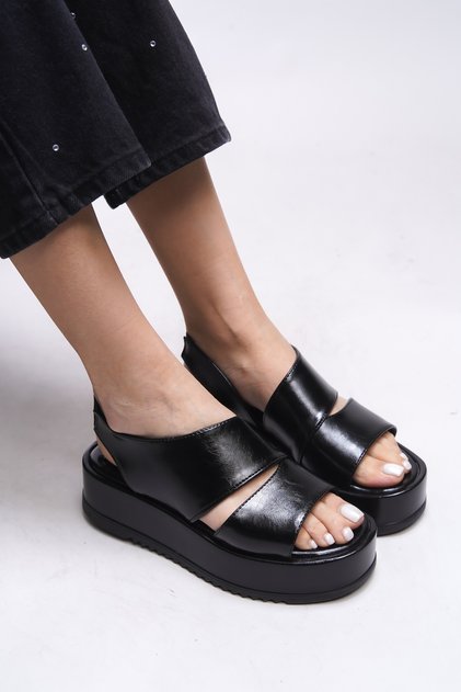 Colynthi Women's Sandals 001272 Black Wrinkled Patent Leather