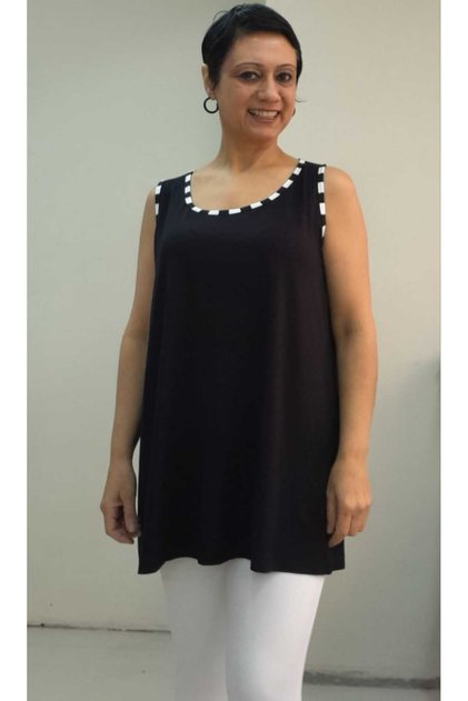 Black Combed Cotton Viscose T-Shirt with Black and White Piping Detail