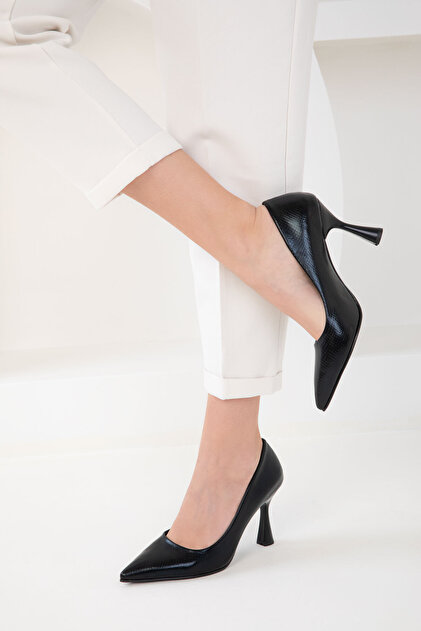 SOHO Siyah Yilan Kadın Klasik Topuklu Ayakkabı 19661 - Fiyatı