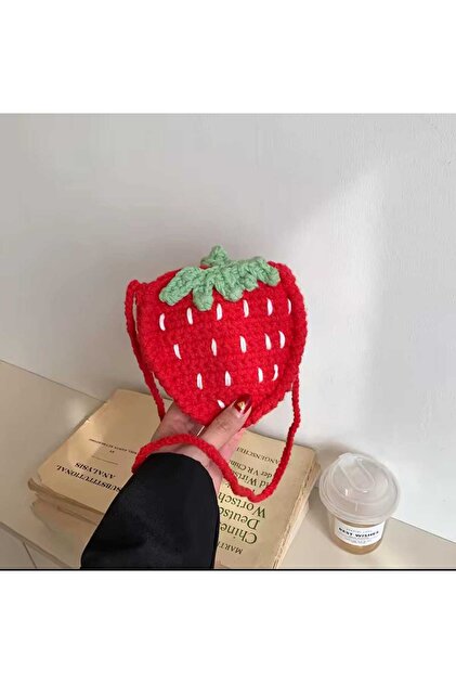 Kadın Girişimciler Atölyesi Çilek Desen Viral Çanta Amigurumi