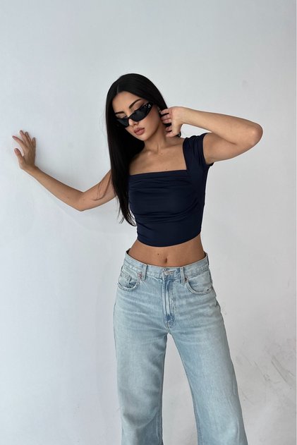 Asymmetrical Cut Diver Fabric Blouse