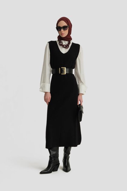 جيليه أسود بدون أكمام - موديل 24kd4216
