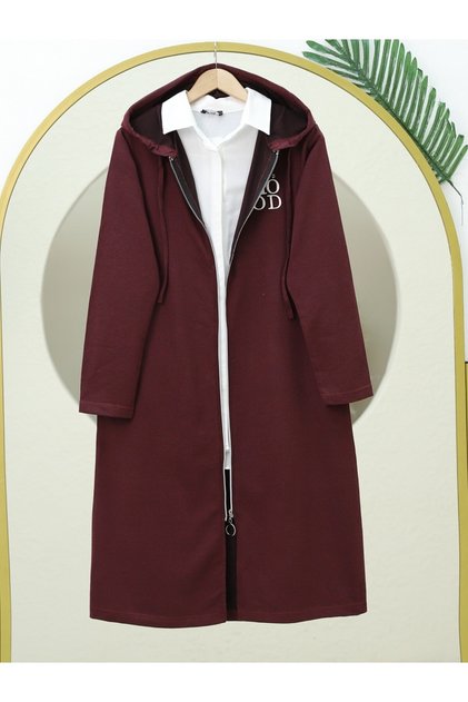 Zippered Cap/Burgundy Hooded Cap