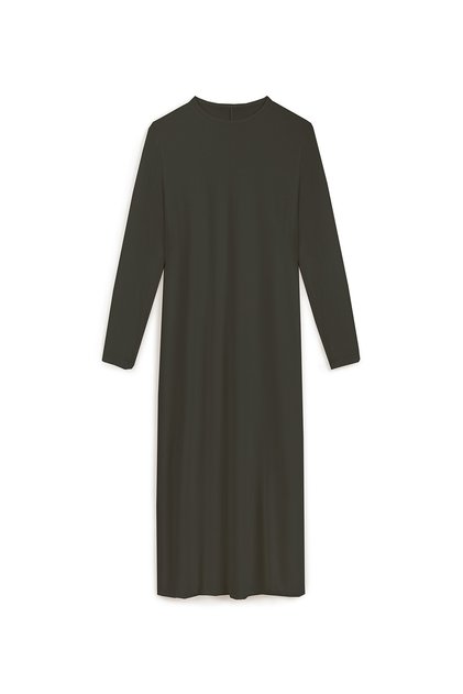 فستان داخلي بأكمام طويلة باللون الأسود