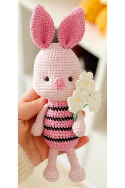 EL ÖRGÜSÜ OYUNCAK WİNNİE THE POOH PİGLET (UYKU ARKADAŞI) 20CM (ÖRGÜ ÇİÇEKLER HARİÇ)