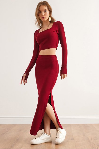Women's Burgundy Top Toe Blouse Bottom Slit Skirt Suit Tkm- 19000351