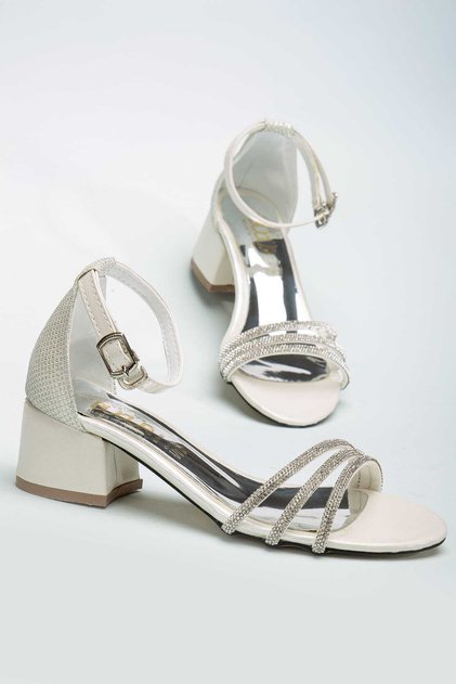 Girl's Beige3 Stone Buckle Detailed Casual Shoes