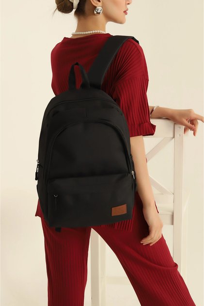 Black Zippered Unisex Backpack