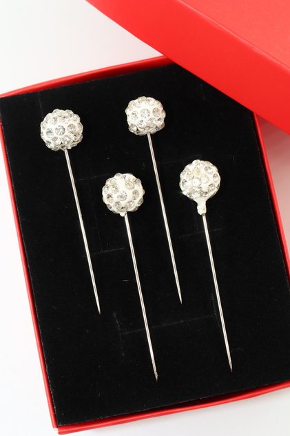 White Stone Scarf and Shawl Pin 4-Piece Shawl Pin 4-Piece Tumban Pin