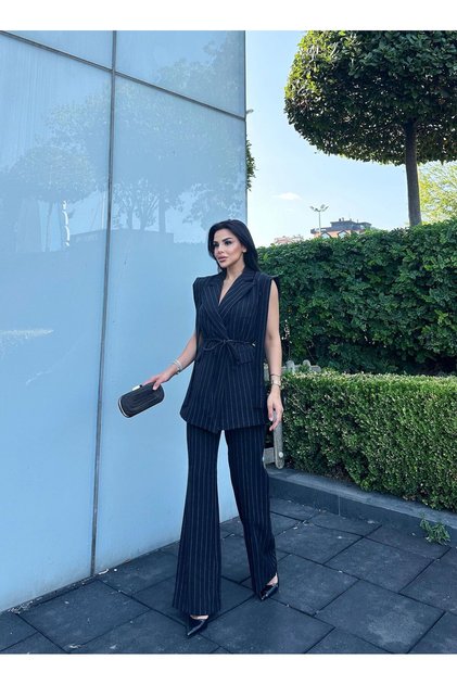 Bağlamalı Ikili Kuşaklı Blazer Yelekli Pantolon Takım