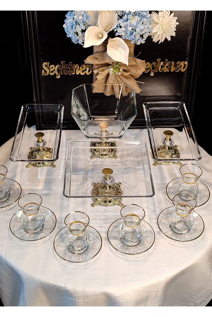 Alya Gold Presentation Set 16 Pieces Glass & Plate