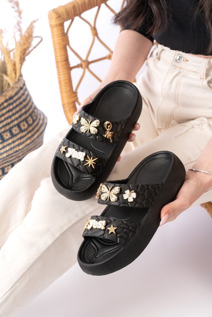 Women's Stylish, Comfortable, Casual Sandals/Slippers with Stones