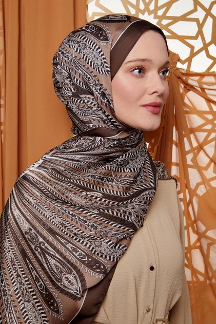 K.Brown Circular Indian Silk Shawl
