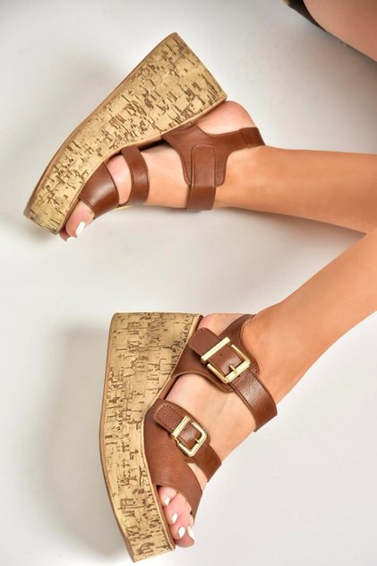 U 996752009 Tan Wedge Heeled Women's Shoes