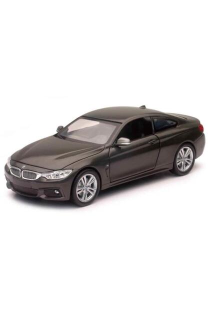 F32 BMW 4-Series M-Sportpaket 1/24 Model Araba