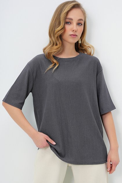 Women's Anthracite Crew Neck Textured Basic T-Shirt Alc-X13666