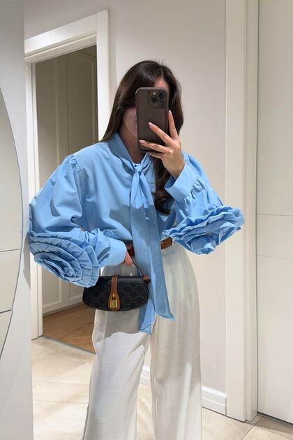kolları büyük gül detay yakası bağlamalı uzun tesettür uyumlu tasarım oversize gömlek