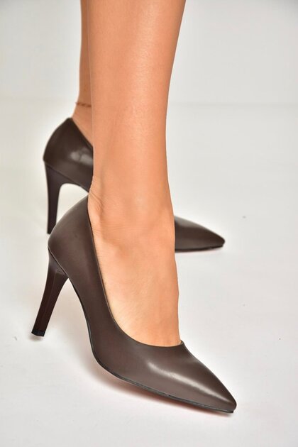 U 676082009 Pantofi stiletto de damă cu toc subțire maro