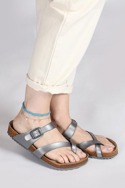 50008 Single Buckle Silver Color Women's Flip Flops