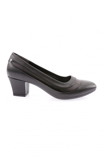 Round Toe Heeled Shoes Black Velvet 3492328