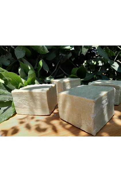 Olive Oil Laurel Soap Contains 58% Olive Oil, 33% Laurel Oil. 2 Pieces. 1 Piece 170-190 Gr.