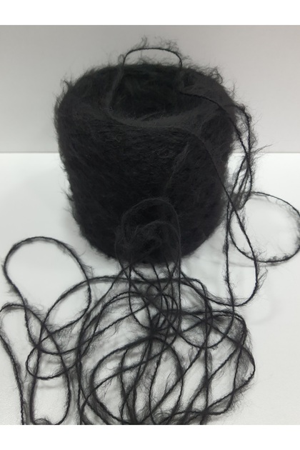 Siyah İnce Akrilik Tiftik 450 Gram