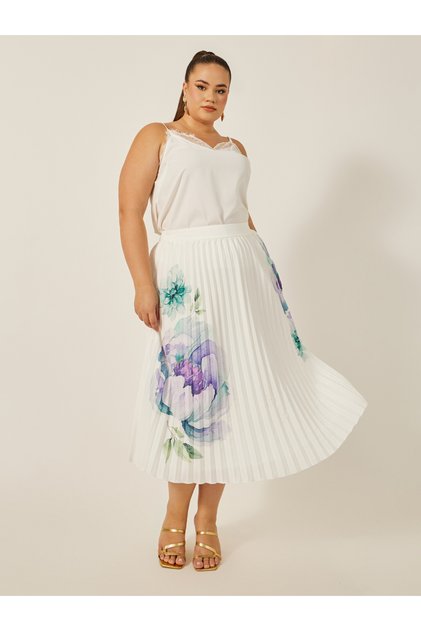 Plus Size Printed A-Line Midi Skirt with Pleated Detail