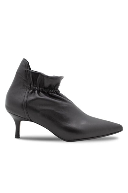 Büzgü Detaylı Stiletto Kadın Bot Sıyah (BLACK)