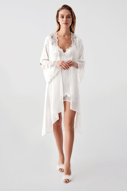 9850- Satin Guipure Detailed 6 Piece Nightwear Set