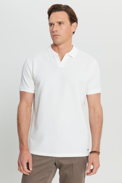 100% Cotton Standard Fit Regular Cut Polo Neck Knitwear Ecru Knitwear T-Shirt