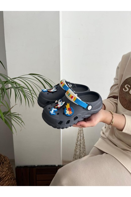 Boy's Closed Front Garden Pool Daily Sandals Non-Slip Sole Slippers 6 Pieces Ornamental